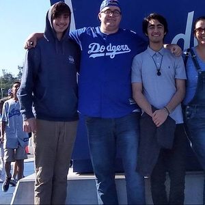 Meet your Posher, Isaac